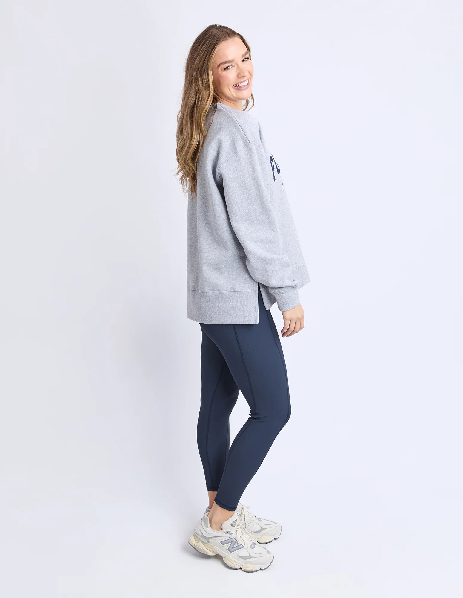 Intention Oversized Crew Grey Marle/Navy