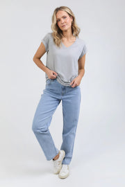 Manly Vee Tee