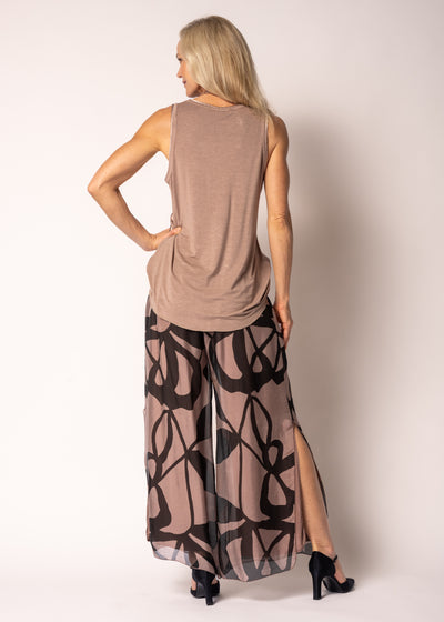 Toyah Singlet in Milk Chocolate