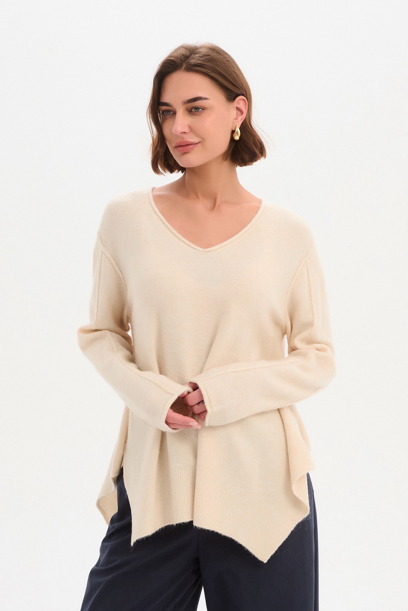 V Neck Split Knit  - Cream